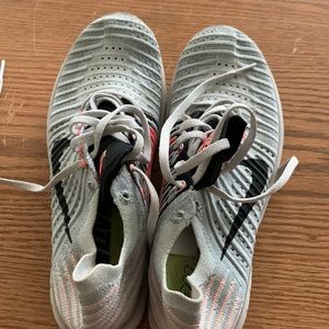 Women’s nike running shoes